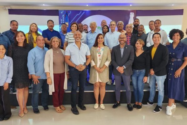 Adompretur se reúne con su Consejo Nacional para planificar año 2024