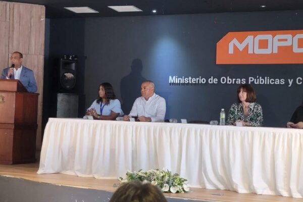 Presentan programa «Obras Viales con Enfoque de Género» donde se da prioridad a empresas lideradas por mujeres