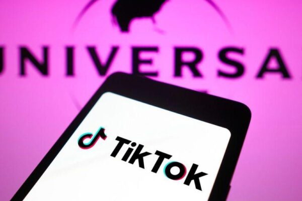 La disputa entre Universal y TikTok aumenta al eliminar más canciones