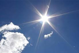Cielo soleado con temperaturas calurosas y escasas lluvias