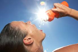 Onamet recomienda vestir ligero, tomar mucha agua y evitar la exposición al sol este viernes por altas temperaturas