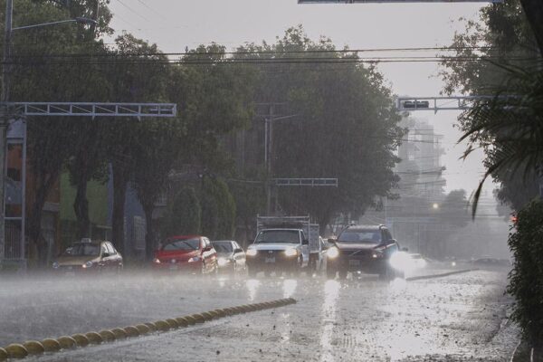 Onamet prevé fuertes lluvias desde la madrugada de este viernes