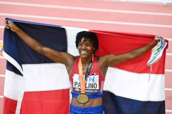 Marileidy Paulino se posiciona como número 1 del mundo en los 400 metros