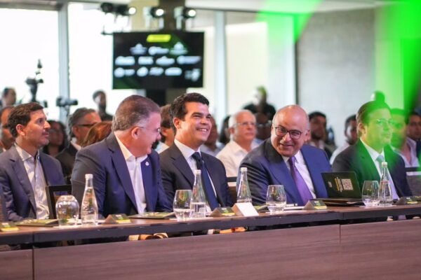 Wellington Arnaud plantea creación de Autoridad Nacional del Agua en el AgroTech Summit 2025