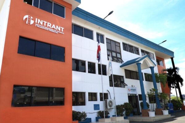 INTRANT asegura control total del sistema de licencias a favor del Estado dominicano