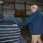 Abinader supervisa empaque y distribución de ayudas alimentarias para familias afectadas por tormenta Melissa